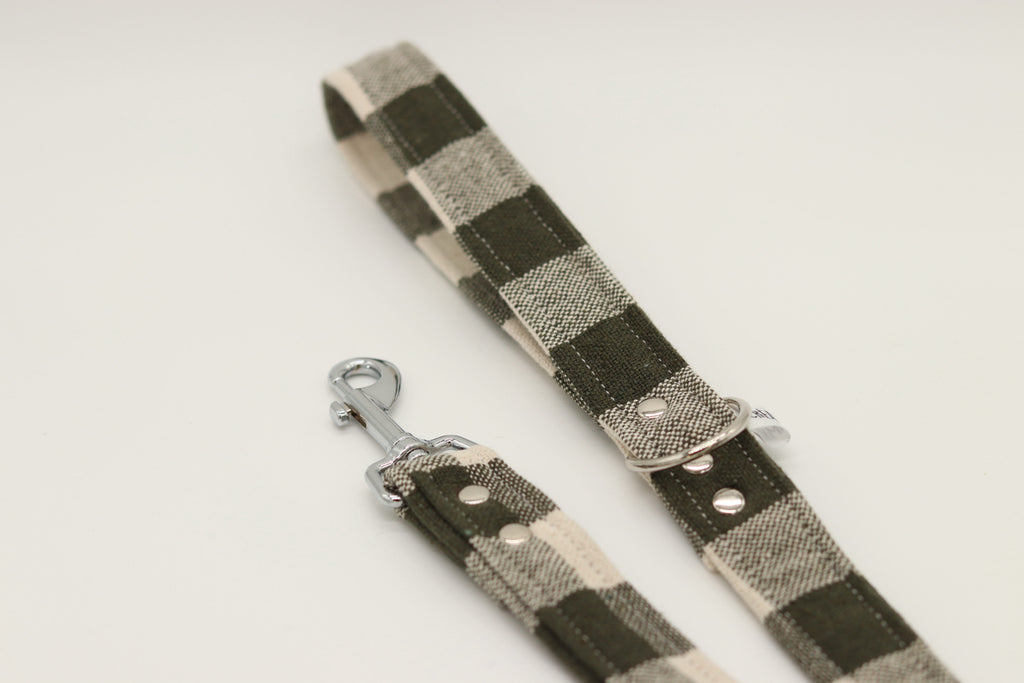 Collier carreau kaki